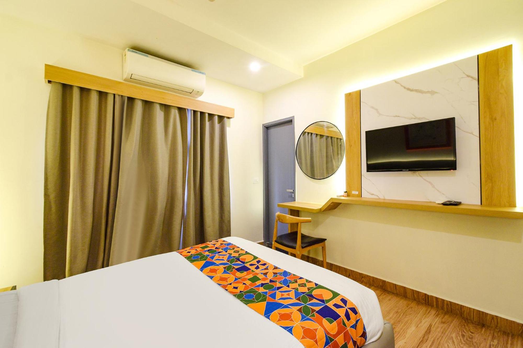 Fabhotel White Ridge - Kondapur Kondapur  Kültér fotó