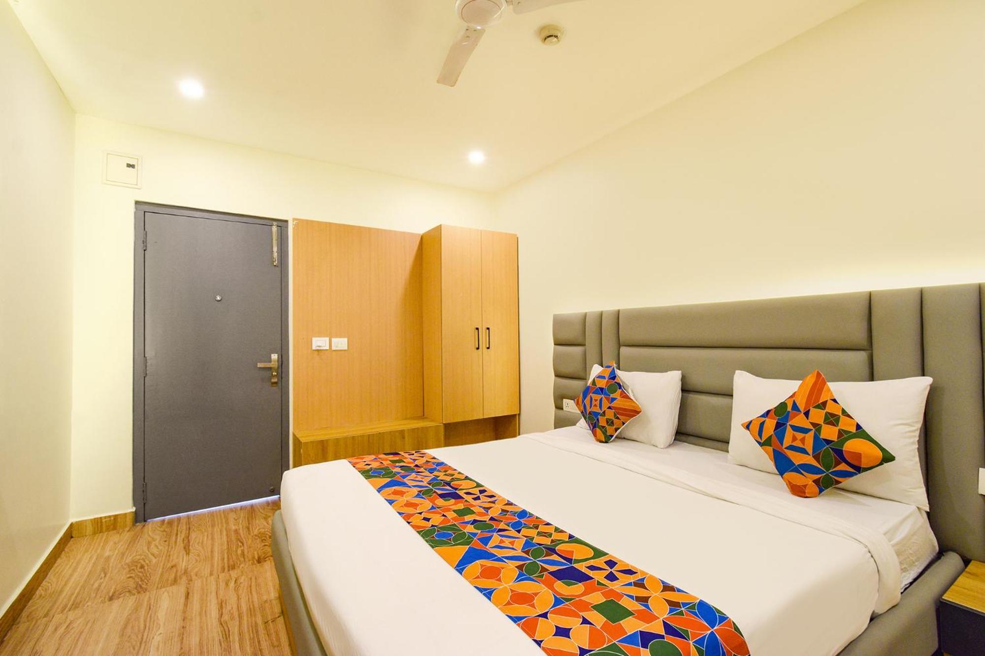 Fabhotel White Ridge - Kondapur Kondapur  Kültér fotó
